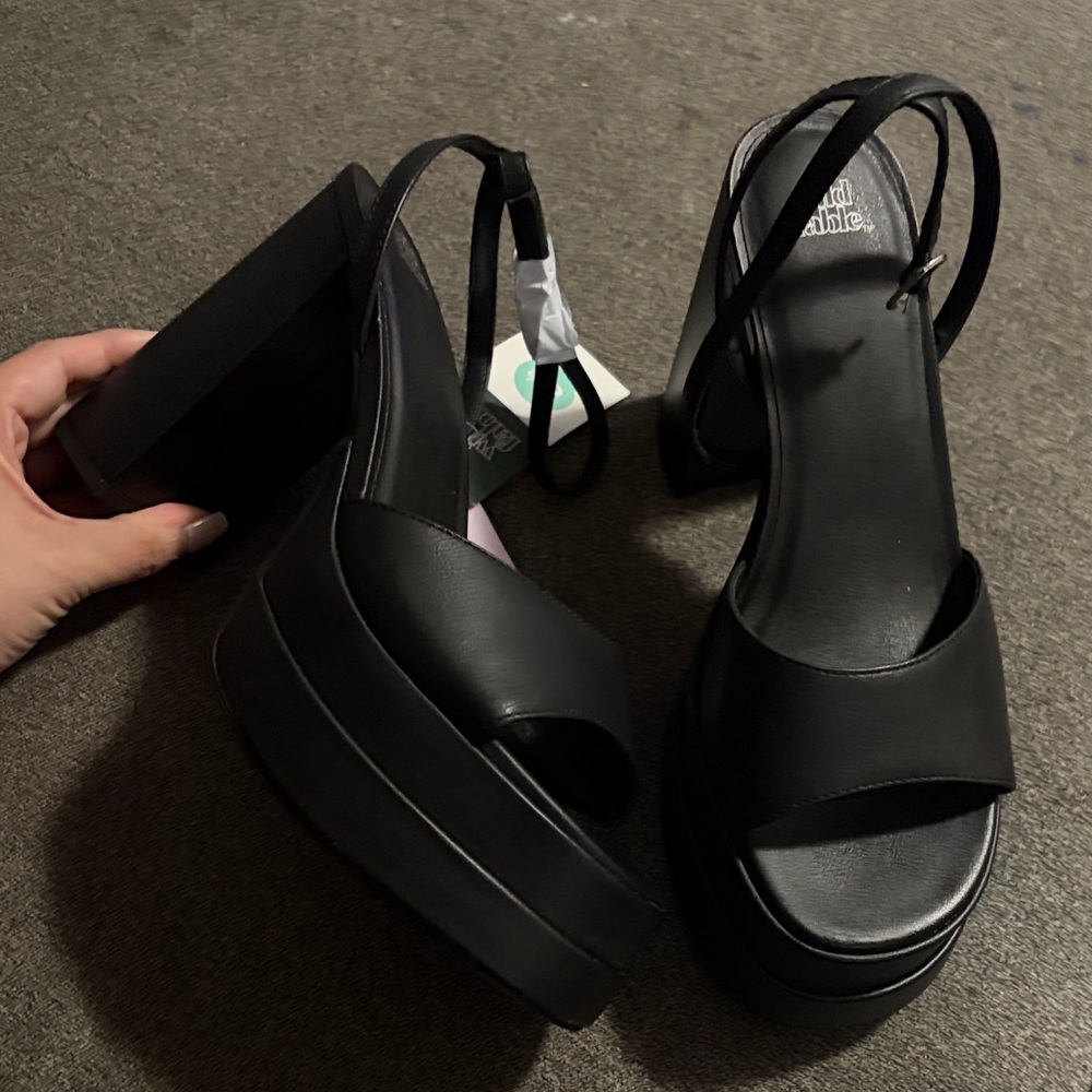 wild fable Black Platform Slingback Sandals